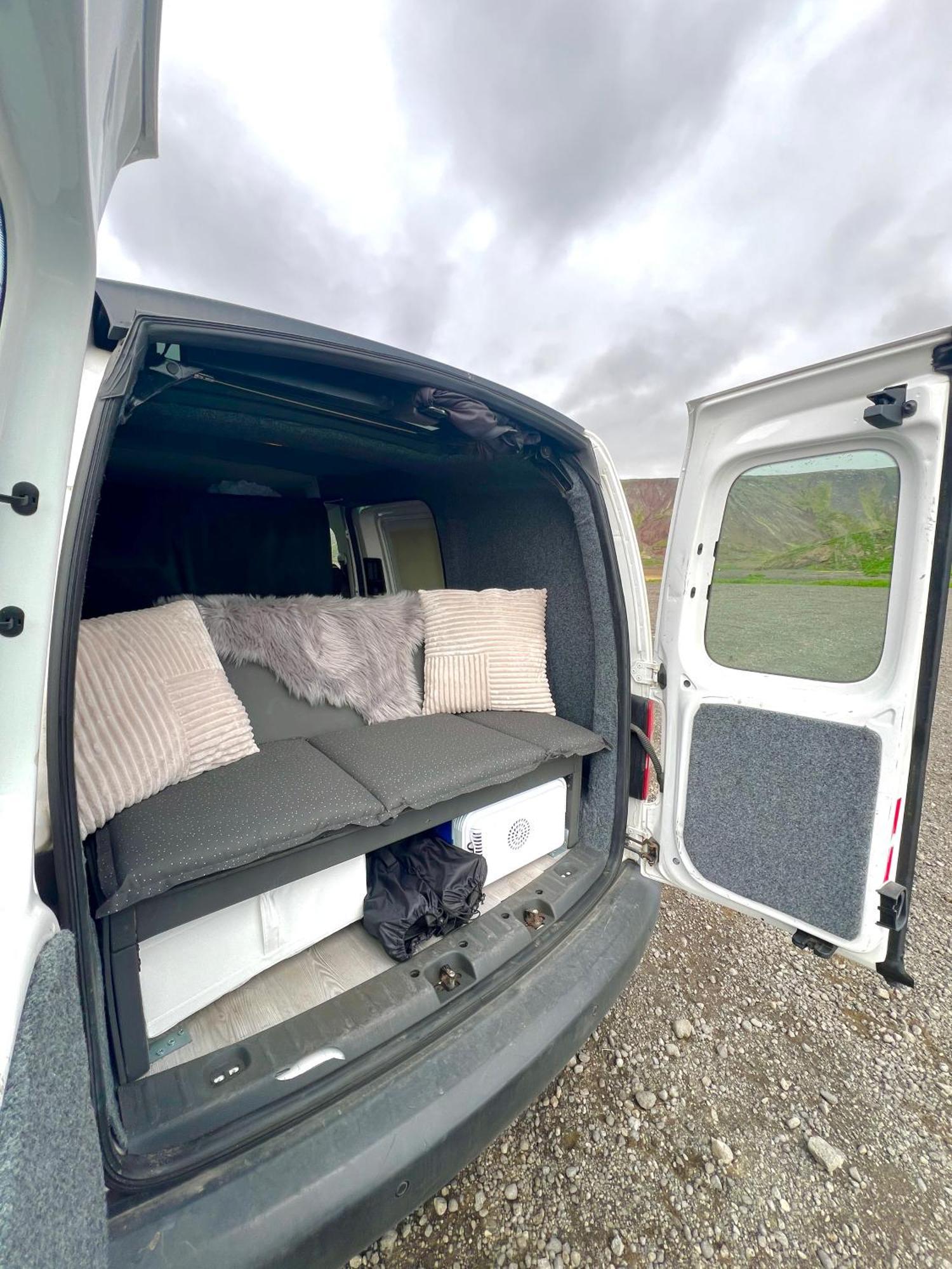 ホテル Smart Camper ハフナルフィヨルズゥル 部屋 写真